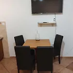 Lägenhet Keti *