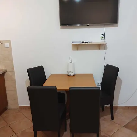 Apartment Keti *